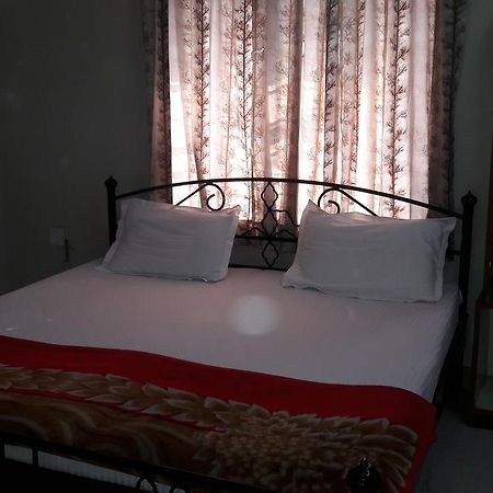 Hotel Urvashi Jaipur Luaran gambar